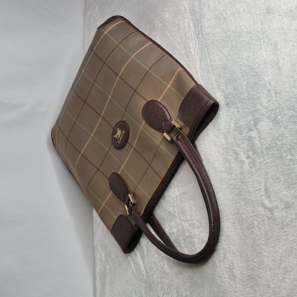 Burberrys Vintage Olive & Brown Plaid Tote Bag - Picture 6 of 17